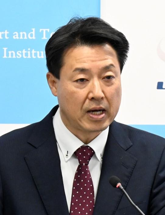 サイバー安全保障に関する政府の検討状況やサイバーセキュリティに関する国土交通省の取組み　　<br>山下　雄史　国土交通省大臣官房サイバーセキュリティ・情報化審議官<br>　　　　　<br>