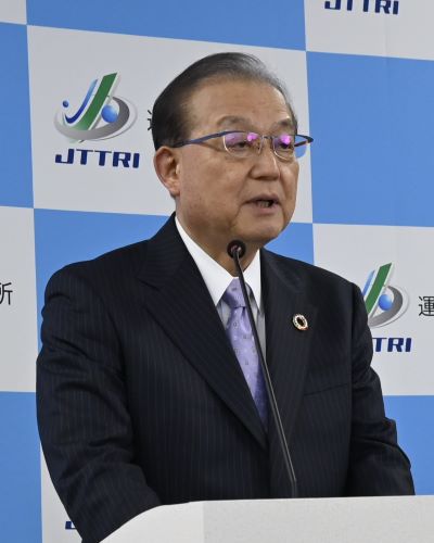 宿利　正史<br>運輸総合研究所　会長