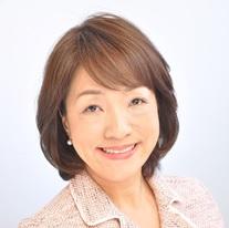 Keynote Speech：“What is branding for a destination that can attract customers?”　<br>　　　　　　　　　　　-Based on the cases of Disney Resorts and overseas DMOs-<br><br>Satomi Yamamoto<br>Chief Executive Officer, Double Six Marketing Co., Ltd.<br>Part-time lecturer, Tokyo Seitoku University<br> 