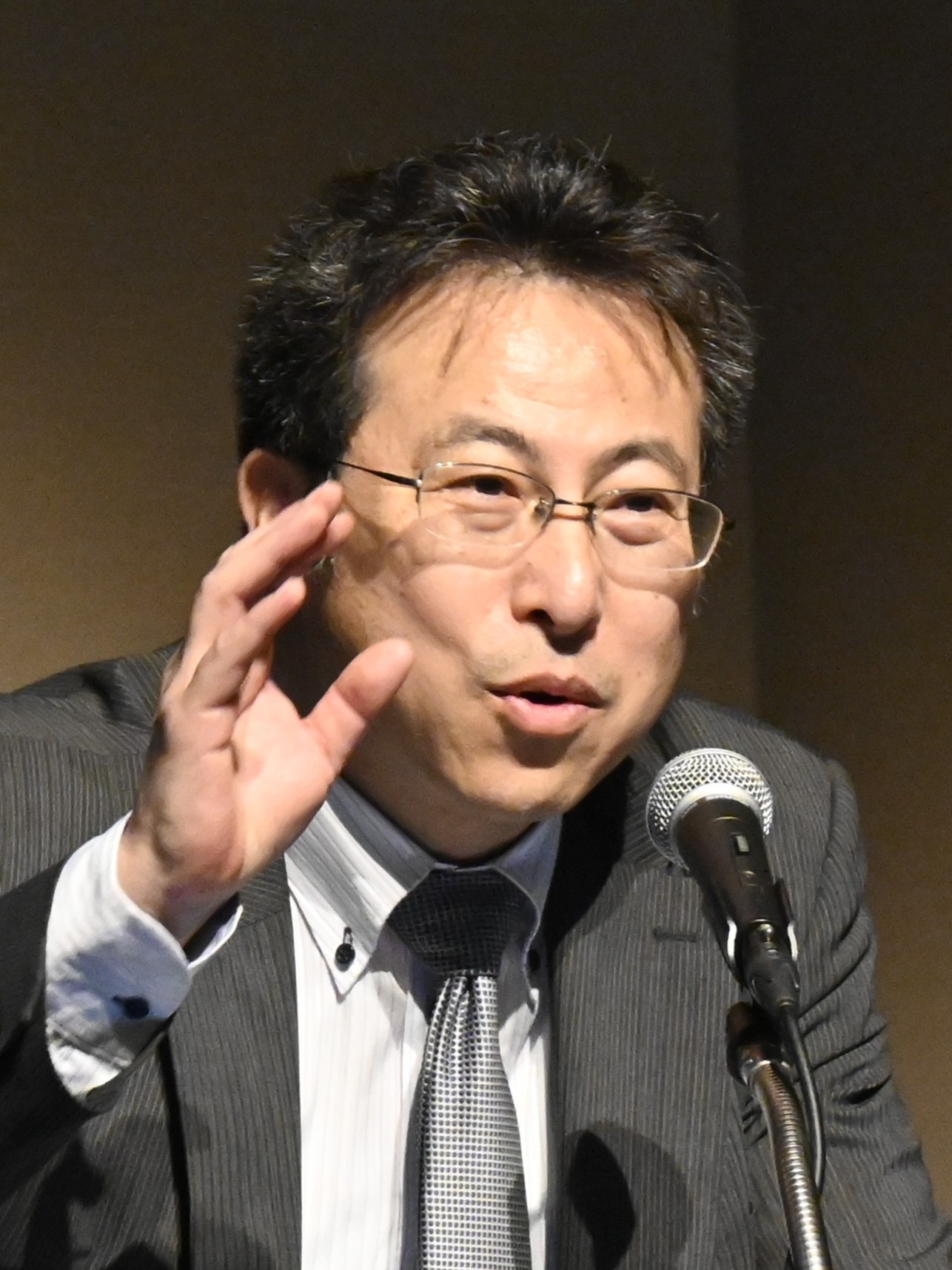 「国土交通省における水素関連施策」<br>清水　充<br>国土交通省総合政策局環境政策課長