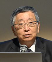 鶴岡　公二<br>研究調査委員会座長／運輸総合研究所理事／<br>一般財団法人国際情勢研究所所長／元英国駐箚特命全権大使