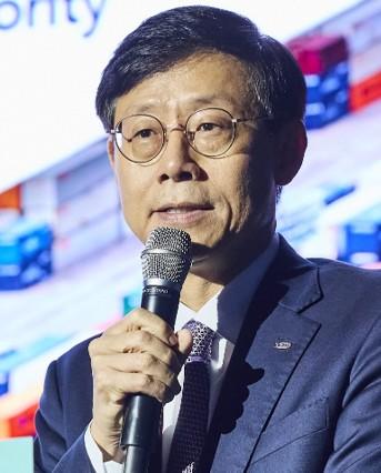 『グローバル海上サプライチェーンにおける安定のための碇としての港』<br><br>Song San-keun<br>　プサン港湾公社総裁兼CEO<br>